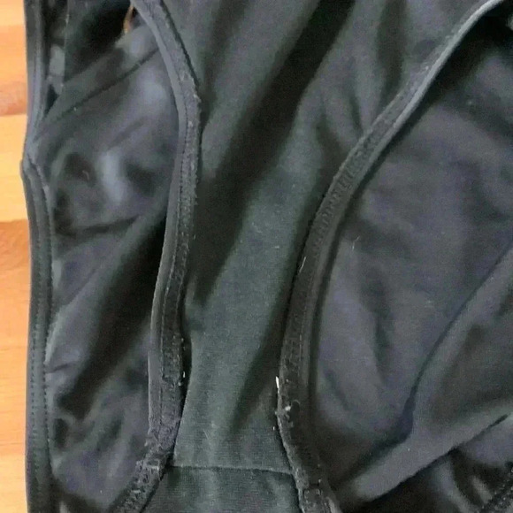 Billabong black one piece swimsuit with cutouts on the side, Size S - Picture 4 of 7